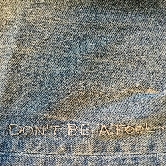Zara Denim - Zara Woman Premium Denim Jeans Embroidered Lettering Distressed Cropped Size 6